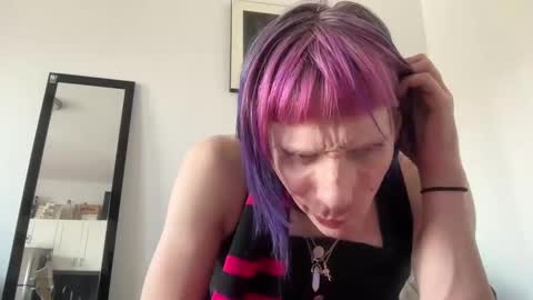 Snapshot of pixie_praxis chatting on 12-26-24, 04:36 pixie_praxis online show from 12-26-24, 04:36