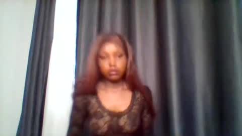 Snapshot of pixie_roman chatting on 10-14-25, 04:35 Majesty online show from 10-14-25, 04:35