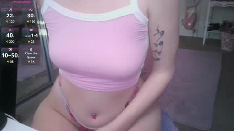 Snapshot of pixiebunnie_x chatting on 02-28-25, 10:50 Pixie online show from 02-28-25, 10:50