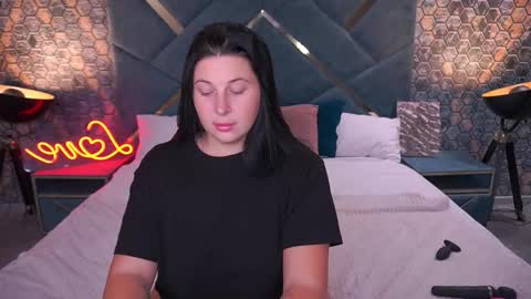 Snapshot of pixiehott chatting on 10-21-25, 12:50 pixiehott online show from 10-21-25, 12:50