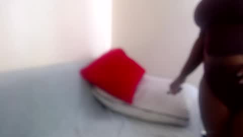 Snapshot of pixietease1 chatting on 10-10-25, 11:31 pixietease1 online show from 10-10-25, 11:31