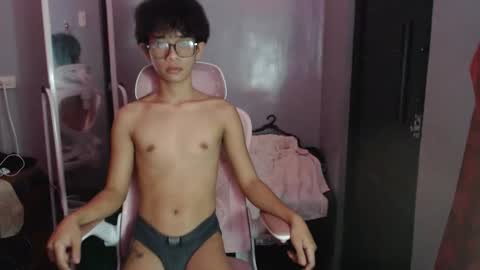 pixydust_69 online show from 11-23-25, 11:21