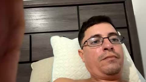 Snapshot of pizza98832 chatting on 11-20-25, 02:45 pizza98832 online show from 11-20-25, 02:45