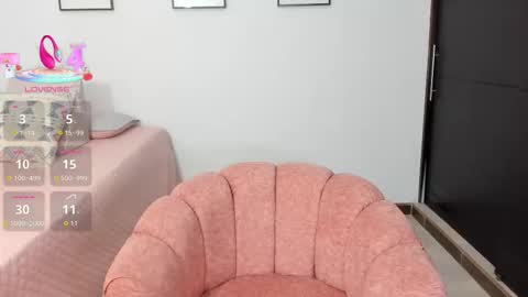 Angie Henao online show from 01-17-26, 04:43