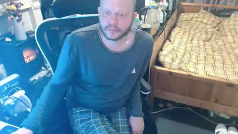 playboy_horny online show from 11-04-25, 09:36