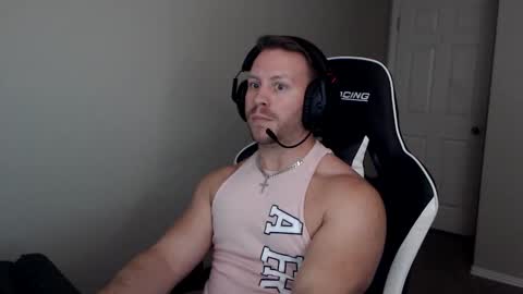 Player online show from 10-28-25, 03:25