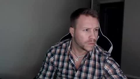 Player online show from 12-16-25, 05:45