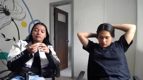 Snapshot of playful_girls3909 chatting on 03-04-25, 07:22 sweed online show from 03-04-25, 07:22