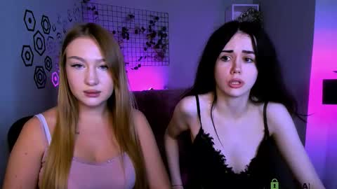 Sophie online show from 10-14-25, 07:25