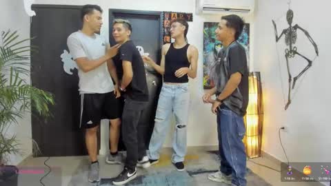   online show from 10-11-25, 11:14