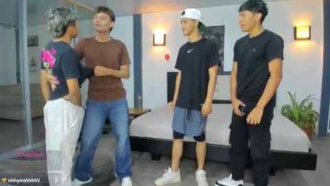   online show from 11-06-25, 11:15