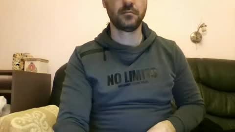 playman83 online show from 03-04-25, 05:45