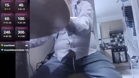 Play Me online show from 10-21-25, 11:44