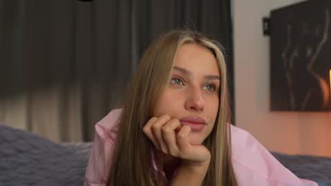 21 y.o Mila online show from 02-27-26, 07:41