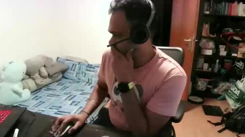 Snapshot of pleasure5845 chatting on 02-19-26, 07:43 Sam online show from 02-19-26, 07:43