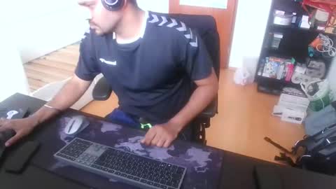 Snapshot of pleasure5845 chatting on 03-13-26, 10:55 Sam online show from 03-13-26, 10:55