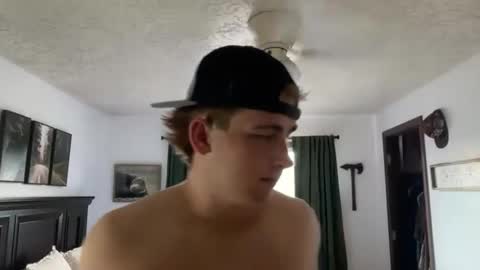 Kayden Mills online show from 11-20-25, 10:53