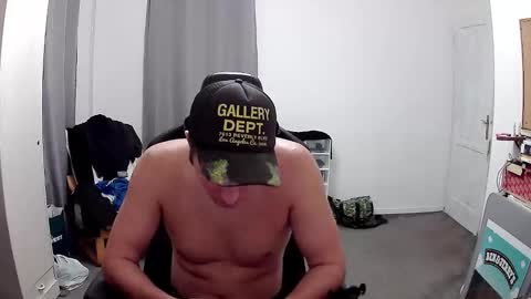 plkrisztian online show from 10-22-25, 08:30