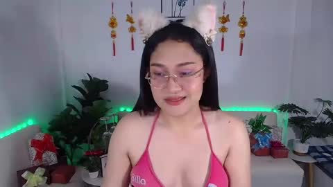 Ploysai online show from 02-25-25, 02:14