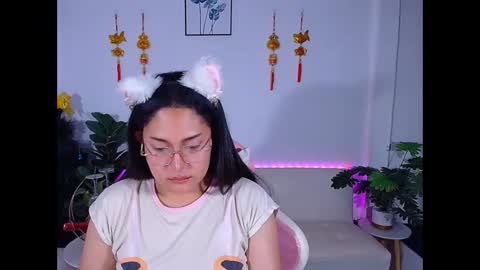 Snapshot of ploysaithailand chatting on 03-06-26, 11:23 Ploysai online show from 03-06-26, 11:23