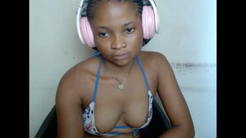 plumnjuicyx online show from 02-25-25, 12:24