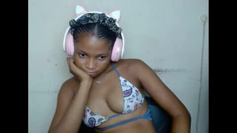 plumnjuicyx online show from 02-26-25, 08:59