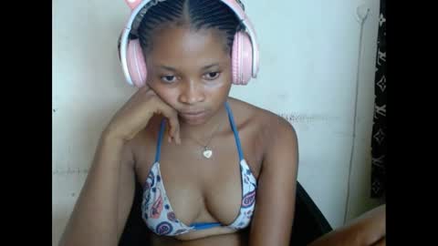 plumnjuicyx online show from 02-26-25, 12:03