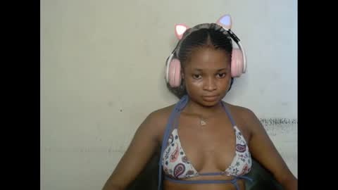 plumnjuicyx online show from 03-03-25, 04:03