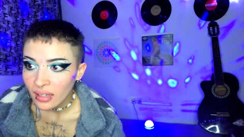   online show from 12-12-24, 02:26