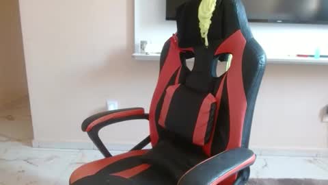 pocahontas online show from 12-20-25, 09:27