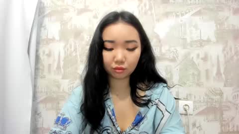 Erica online show from 01-22-25, 03:20