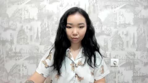 Erica online show from 02-06-25, 04:14