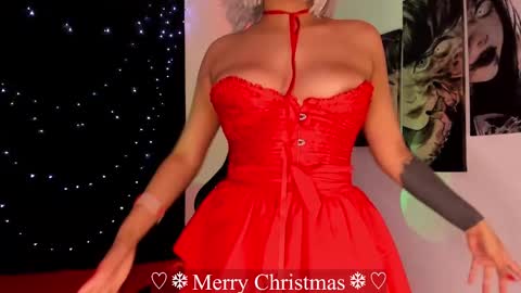 Willow                      Hours 12pm to 630pm Colombian time FRIDAY AND SUNDAY FREE DAYS online show from 12-24-24, 05:44