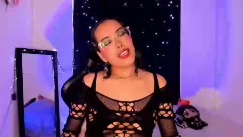Willow                      Hours 12pm to 630pm Colombian time FRIDAY AND SUNDAY FREE DAYS online show from 01-14-25, 05:23