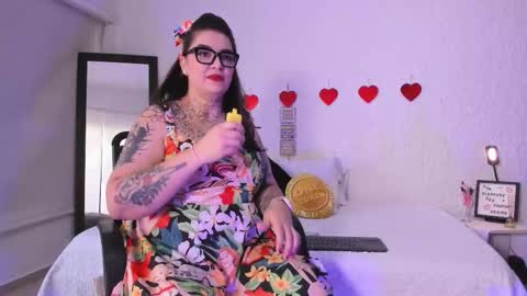 poisson_ivy_ online show from 09-19-25, 09:37