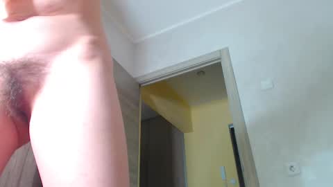 Snapshot of pola_xx chatting on 02-15-25, 08:22 9pm - 11pm GMT3 online show from 02-15-25, 08:22