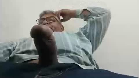 poli online show from 12-02-24, 11:45