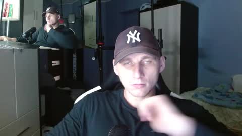 Poliglot online show from 10-13-25, 02:44