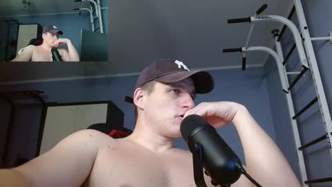 Poliglotjoe2 online show from 01-12-26, 01:44