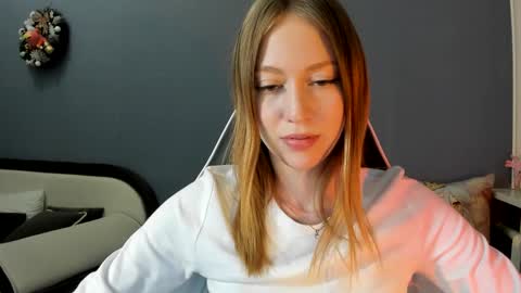 Snapshot of polihoney chatting on 01-15-25, 02:56 Polina online show from 01-15-25, 02:56