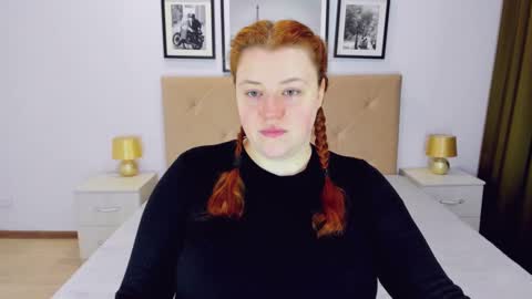 Snapshot of polinasallivan chatting on 12-04-24, 07:39 Polina online show from 12-04-24, 07:39