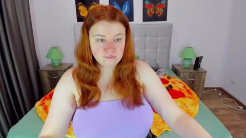Snapshot of polinasallivan chatting on 12-20-24, 08:06 Polina online show from 12-20-24, 08:06