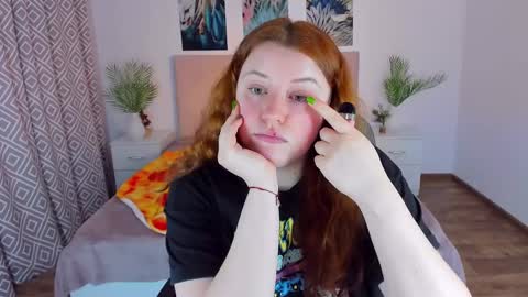 Snapshot of polinasallivan chatting on 01-13-25, 10:58 Polina online show from 01-13-25, 10:58