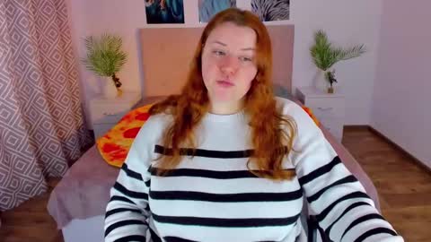 Snapshot of polinasallivan chatting on 01-23-25, 09:29 Polina online show from 01-23-25, 09:29
