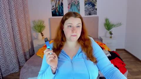 Snapshot of polinasallivan chatting on 01-23-25, 04:48 Polina online show from 01-23-25, 04:48
