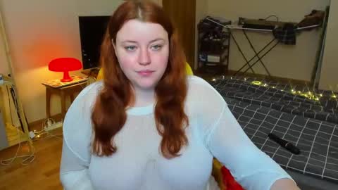 Snapshot of polinasallivan chatting on 01-31-25, 03:44 Polina online show from 01-31-25, 03:44