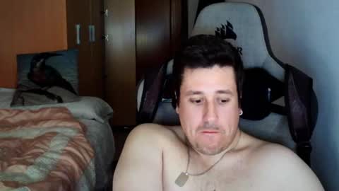 Pollito online show from 01-11-25, 03:52