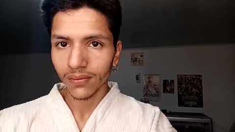 Gian online show from 10-04-25, 01:42