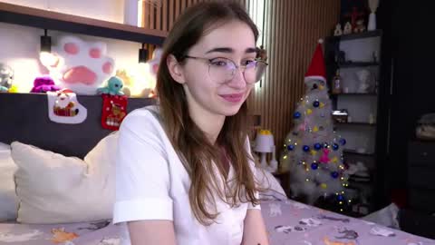 Polly online show from 11-28-25, 07:22