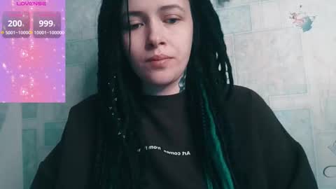 Polly online show from 12-17-25, 09:21